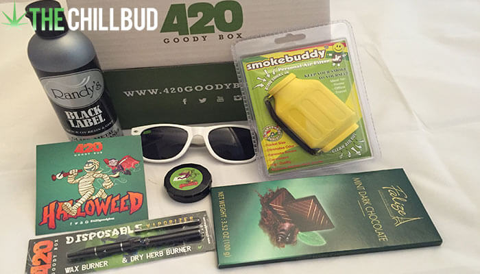 Unboxing-the-420-goody-box-october