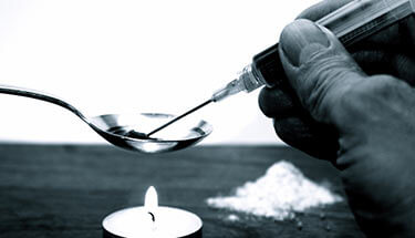 Smoking-Marijuana-Helps-Heroin-Addicts-Kick-Their-Addiction-Says-Study-sm