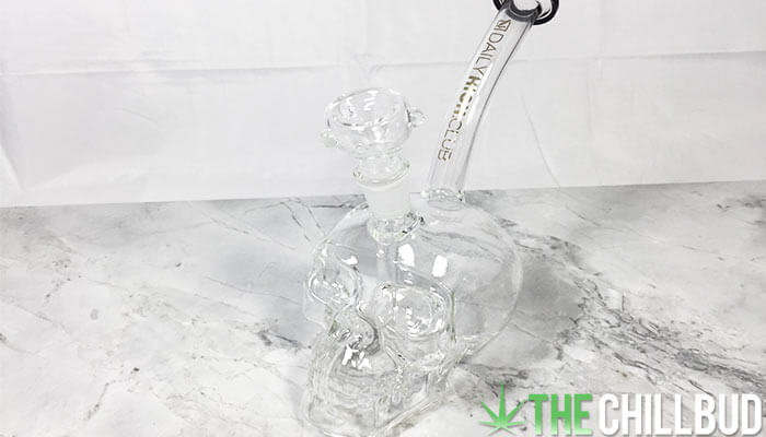 Glass-Skull-Bong-October-DHC